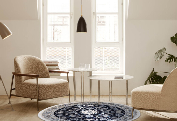 Nain round blue rug