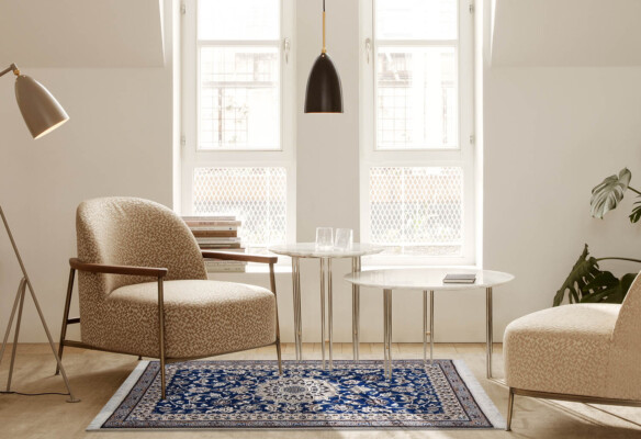 Nain 9 thread blue rug 