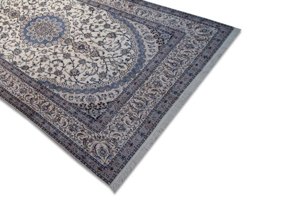  Nain 6 threads wool and silk