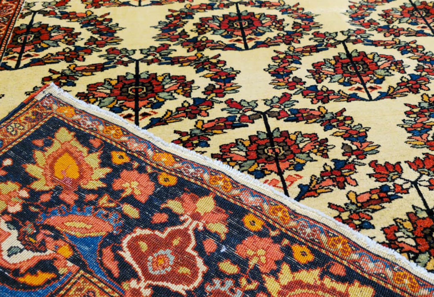 Fine Antique Senneh Rug 203x135 cm - B1775 5 Fine Antique Senneh Rug 203x135 cm - B1775 - Image 4