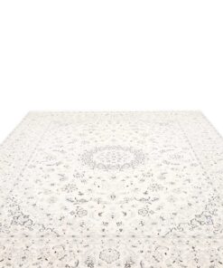 Nain 9-Ply Hand-Knotted Persian Rug Z246355 - Image 5