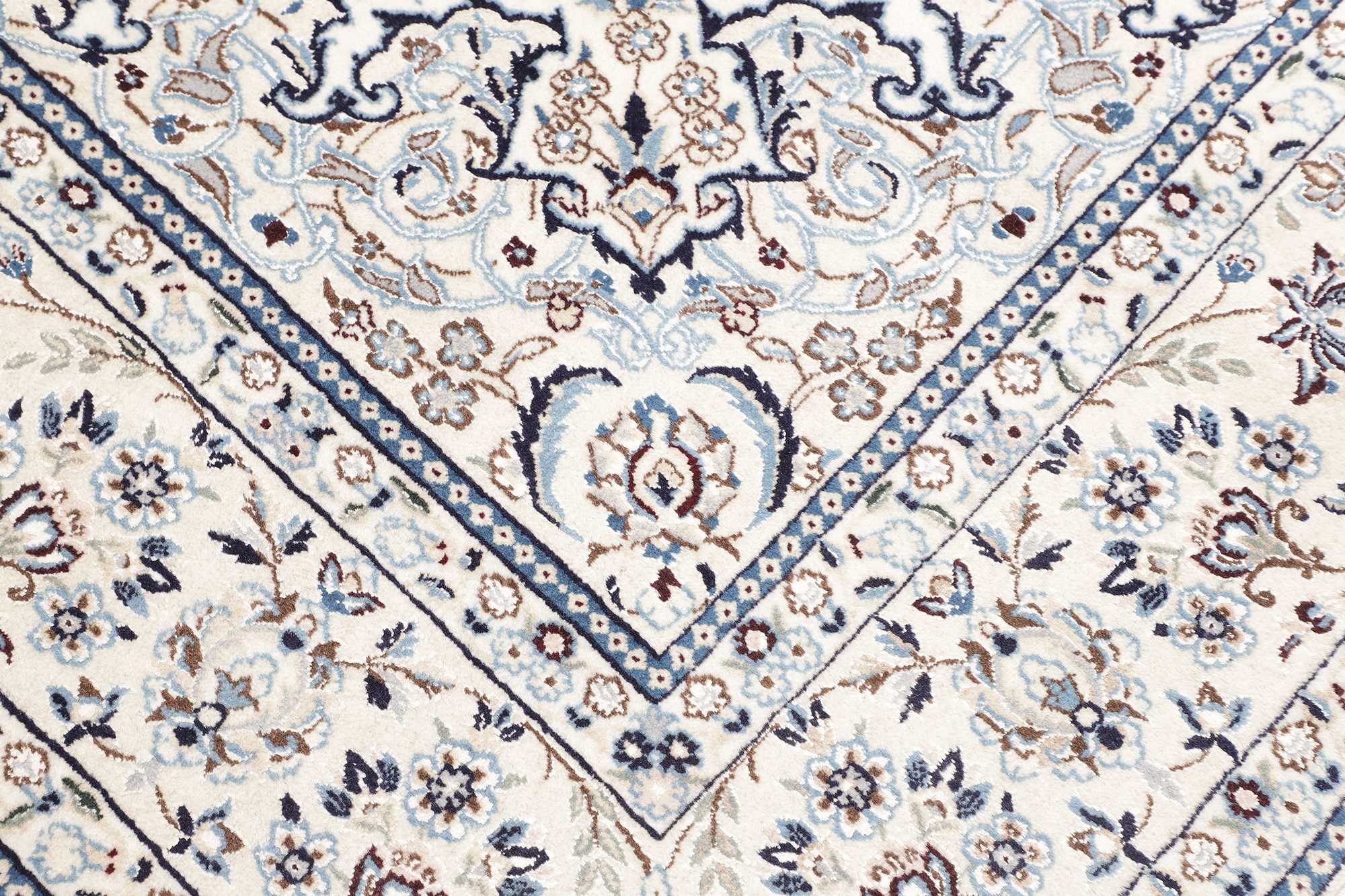 NAIN 9 LA rug 297x194 Z393353 - Image 6