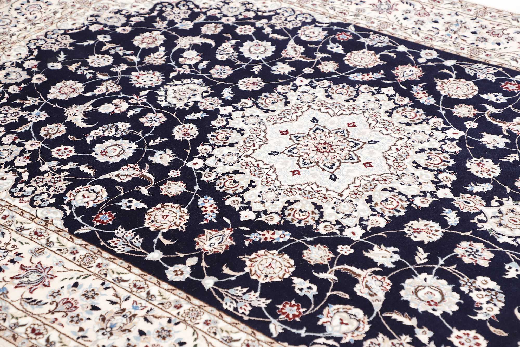 Persian NAIN 6-ply rug, hand-knotted 230x162 Z446357 9 Persian NAIN 6-ply rug, hand-knotted 230x162 Z446357 - Image 8