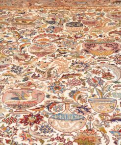 KASHMAR rug archaeological motif 394x303 Z481318 - Image 9